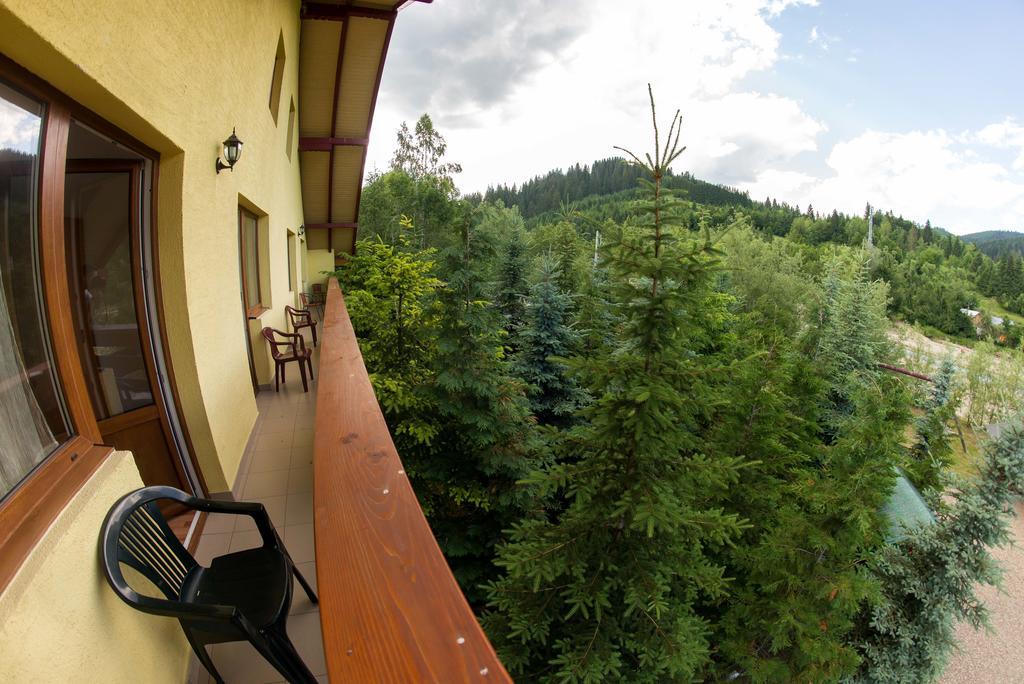 Casa Andreea Hotel Sucevita Exterior photo